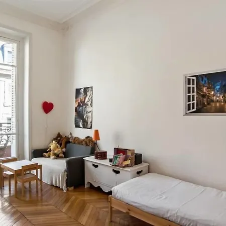 Apartment Amazing Flat For 7p Close To Montmartre