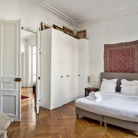 Amazing Flat For 7p Close To Montmartre Apartment Paris